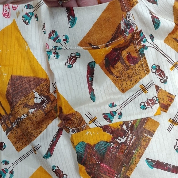 Vintage looking women's apron - Picture 3 of 9